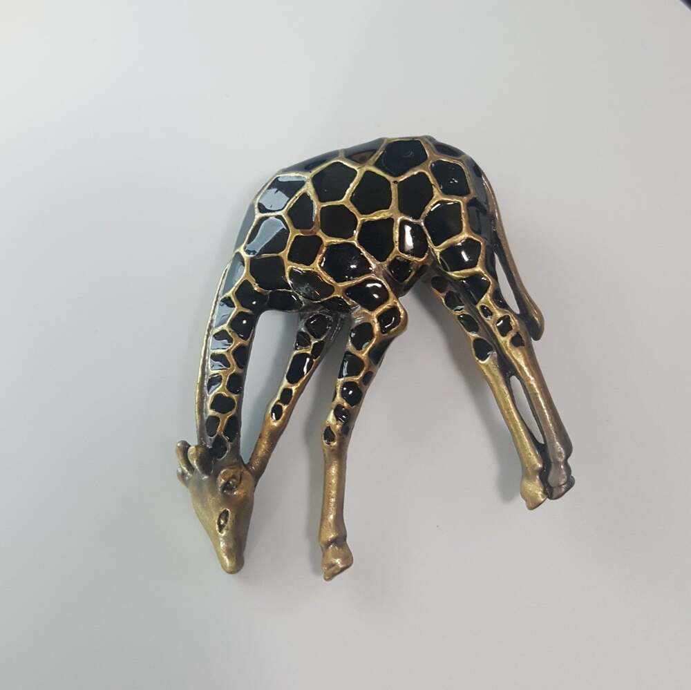 Unsigned cast and enameled Giraffe Brooch